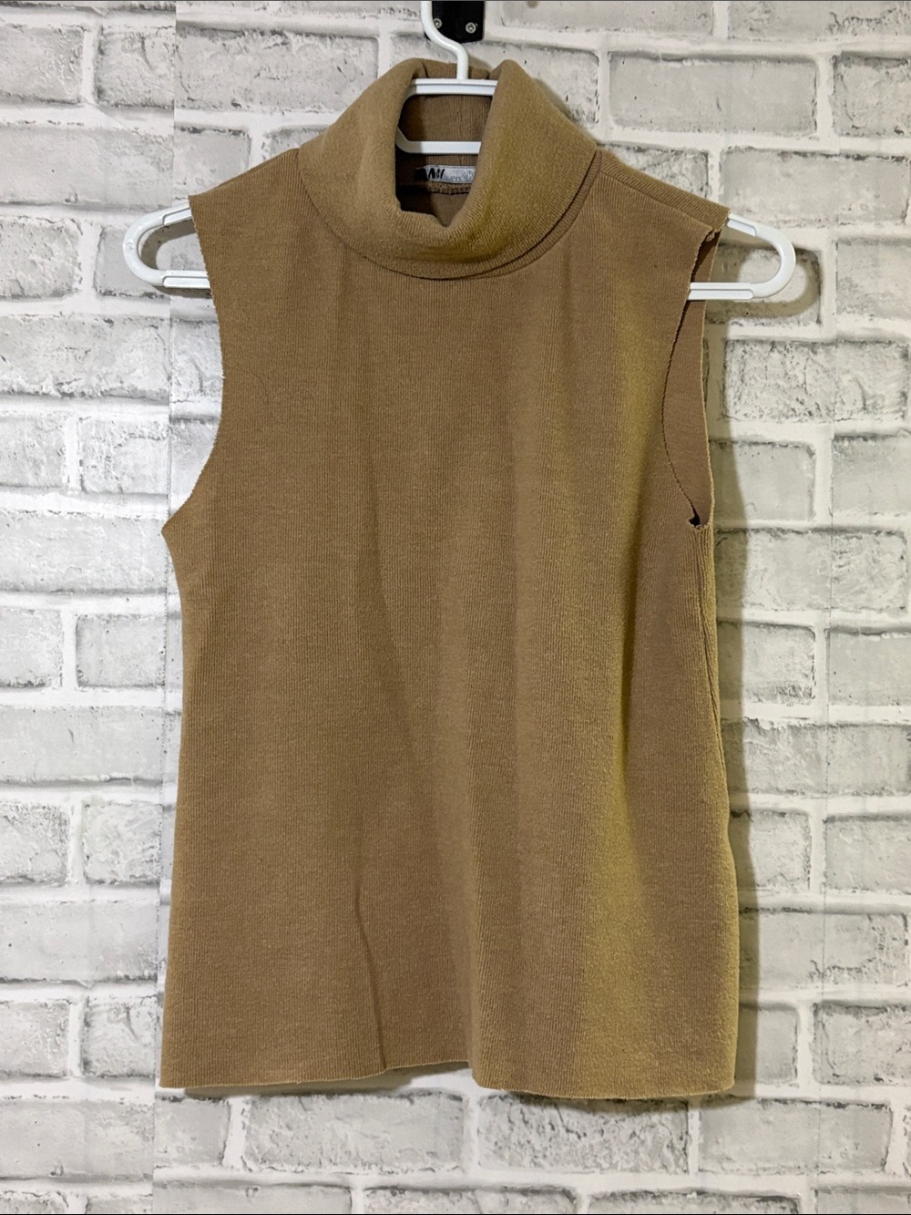 Zara Sleeveless Turtleneck Tank - Camel Brown, size small